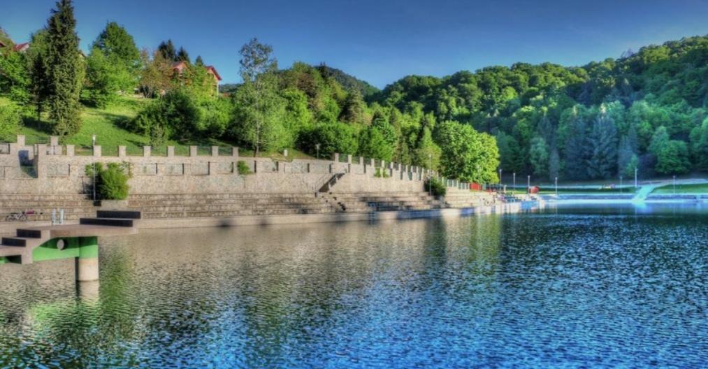 Apartmán Kuca Za Odmor Poppke Fericanci Exteriér fotografie